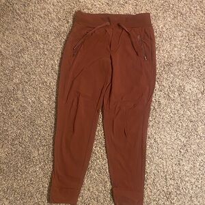 Dusty Red Trekkie North Jogger Pants